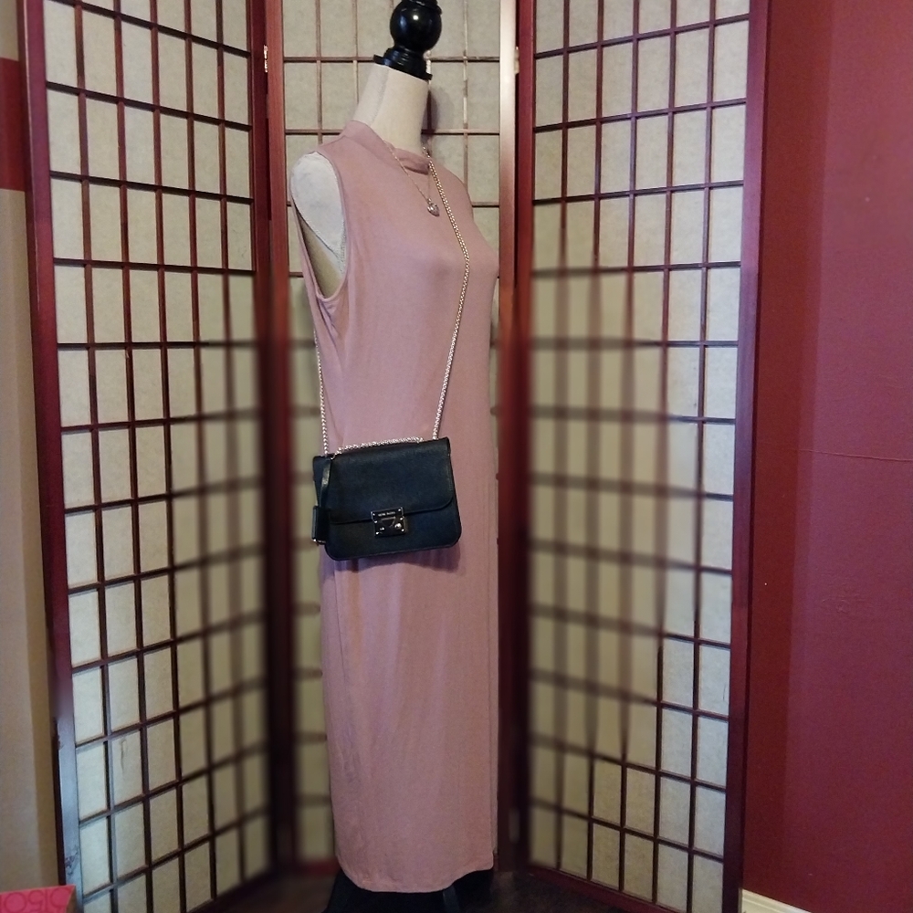 Sold #113 EXQUISITE HENRY BENDEL SMALL PURSE - Picture 3 of 16
